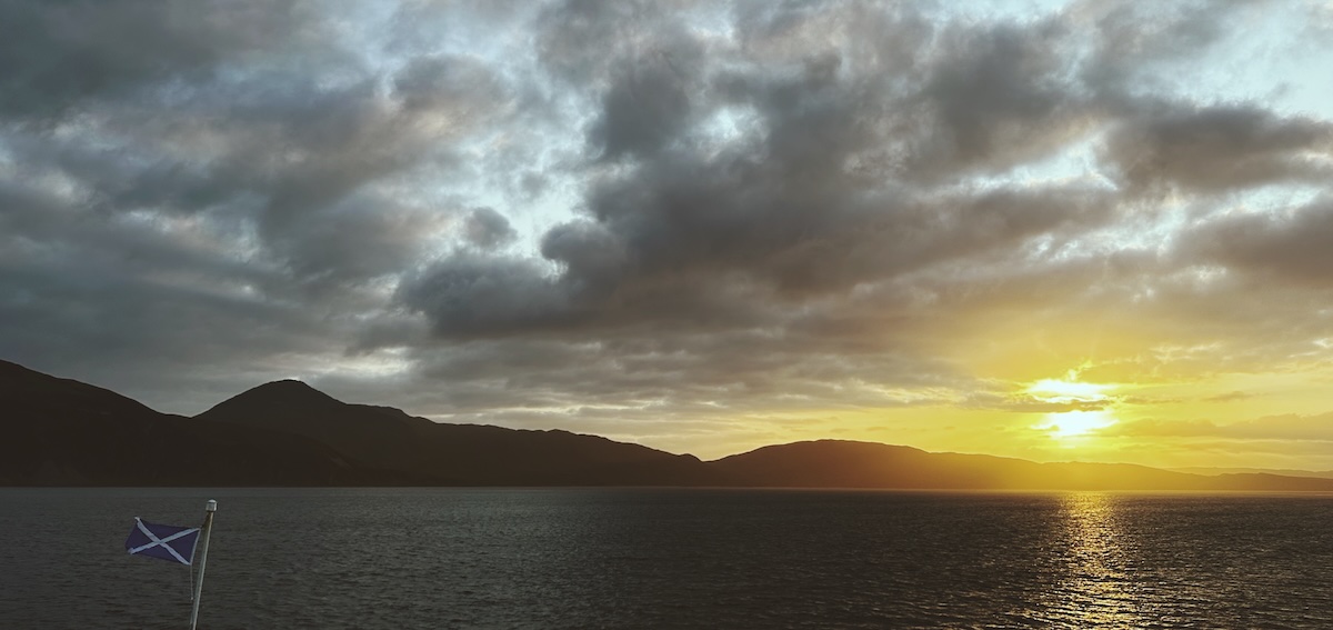 Solnedgång över havet